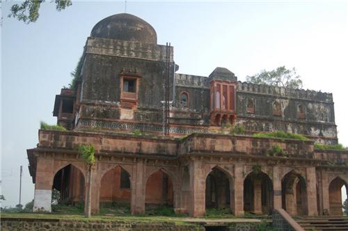 Kaliadeh Palace